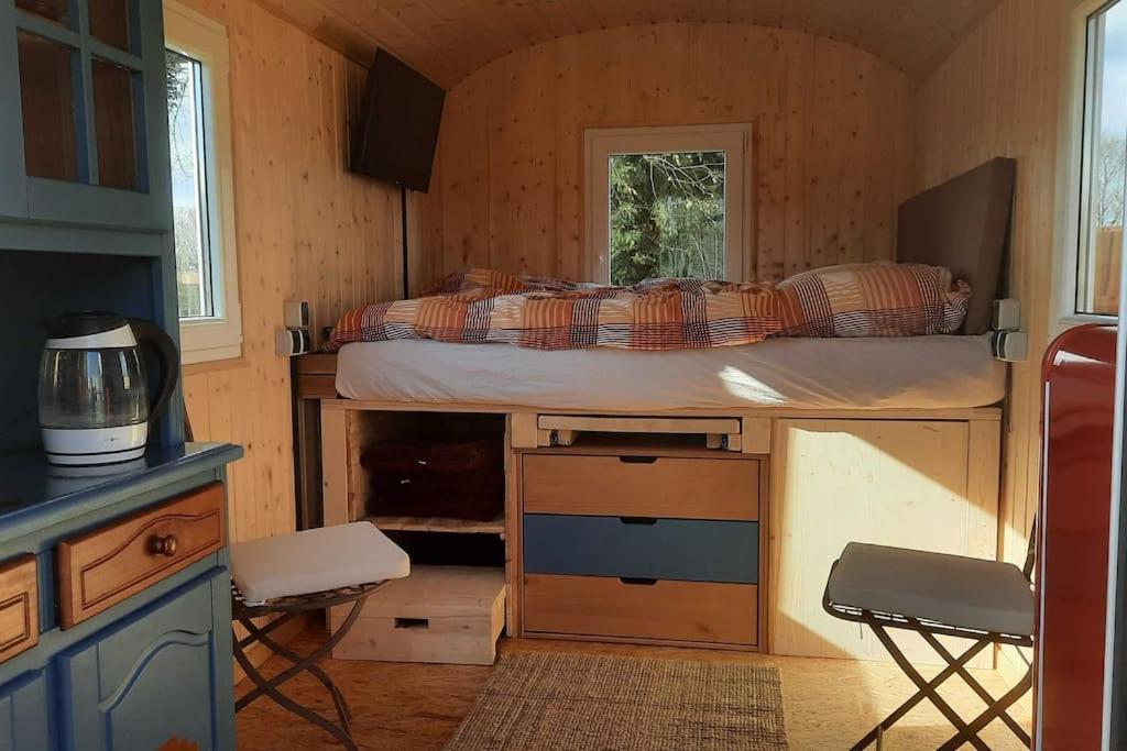Zirkuswagen Glamping Fuer 2 Mit Veranda Kueche Netflix Parken Und Hofladen Steinhofel Exterior foto